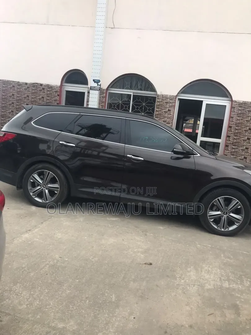 Hyundai Santa Fe 2016 Burgundy