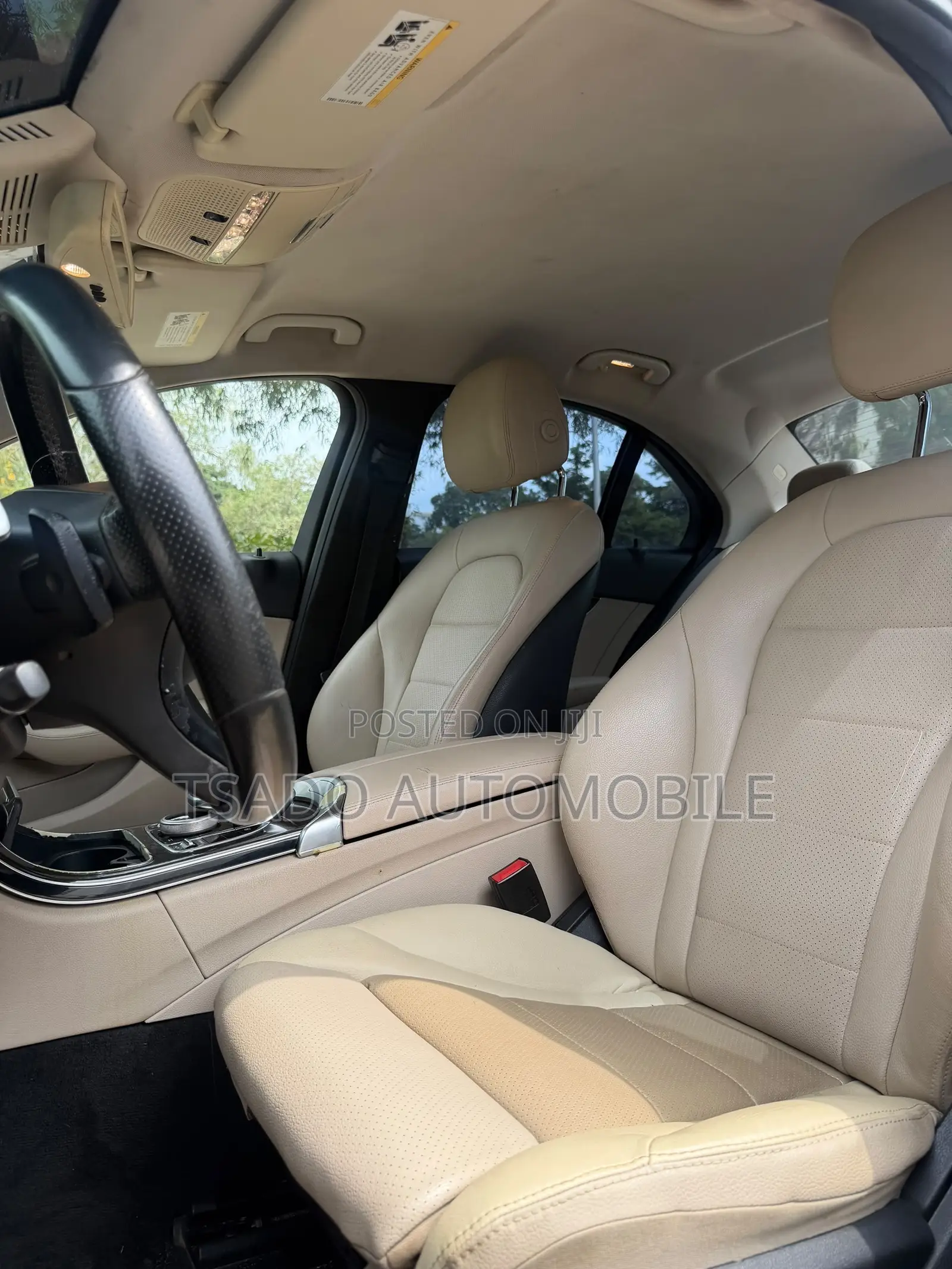 Mercedes-Benz C300 2016 Black