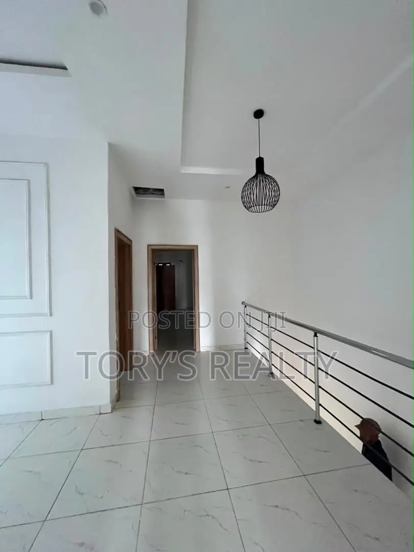 4bdrm Duplex in Ikate for rent