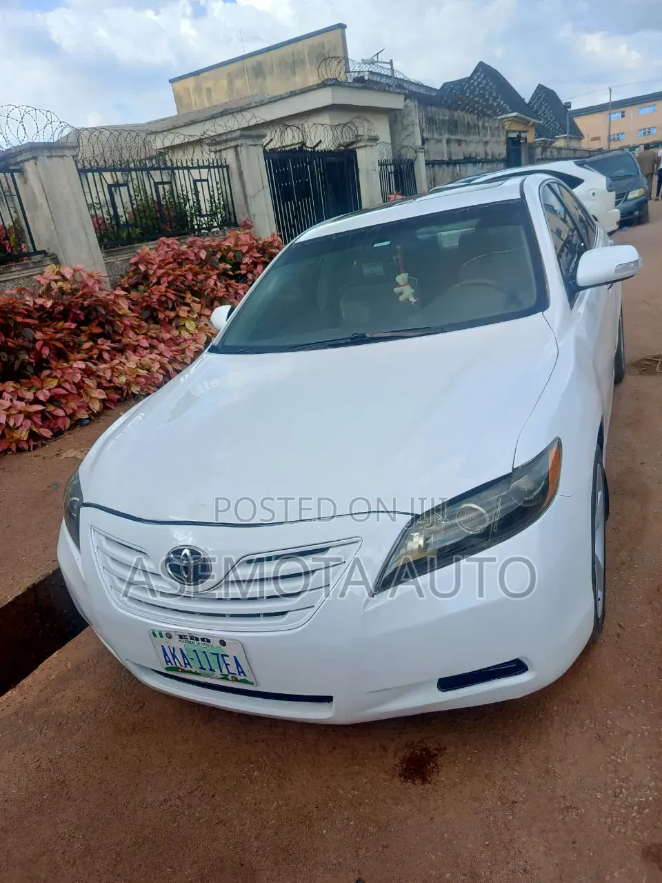 Toyota Camry LE 4dr Sedan (2.4L 4cyl 5A) 2008 White
