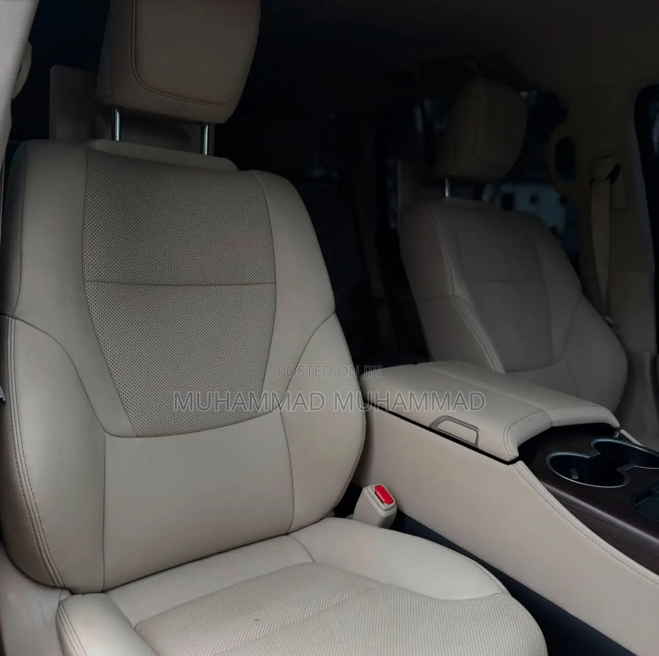 Toyota Land Cruiser LC300 2024 Black