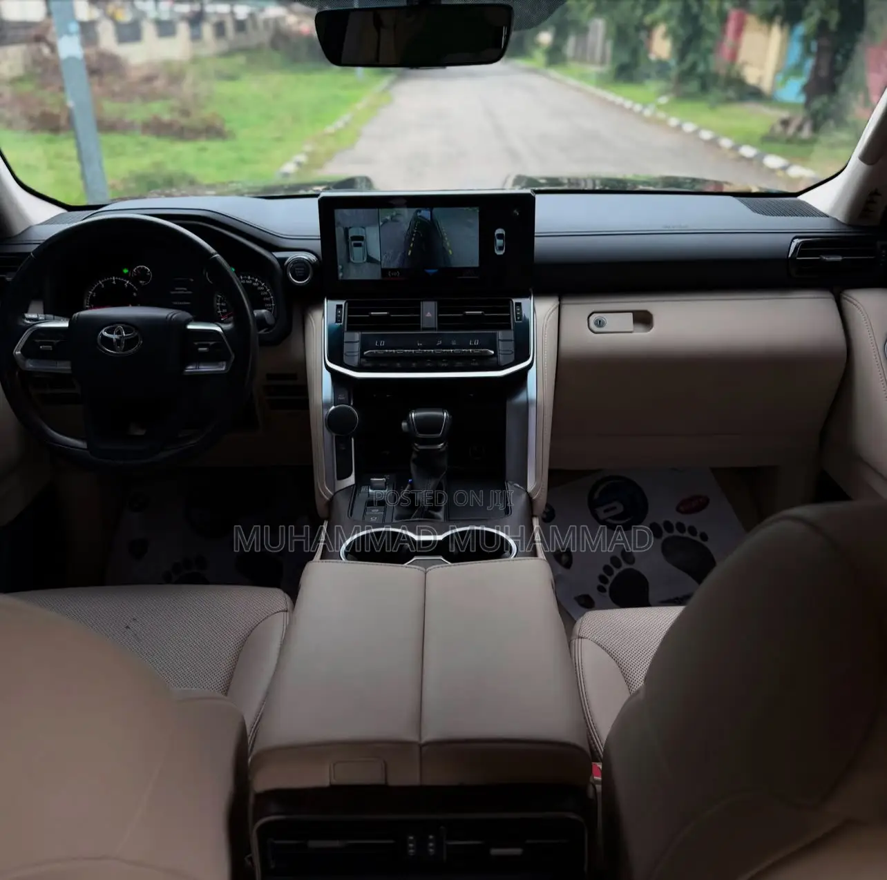 Toyota Land Cruiser LC300 2024 Black