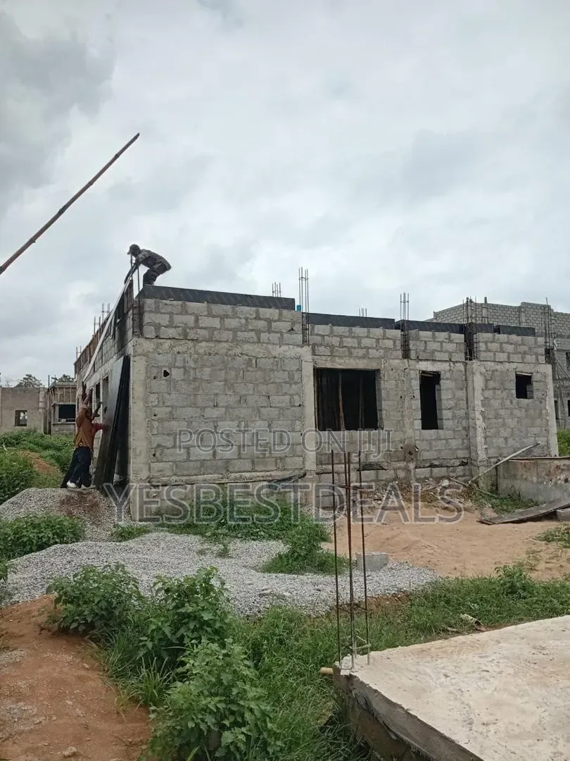 4bdrm Duplex in Greymound Estate, Dawaki for sale