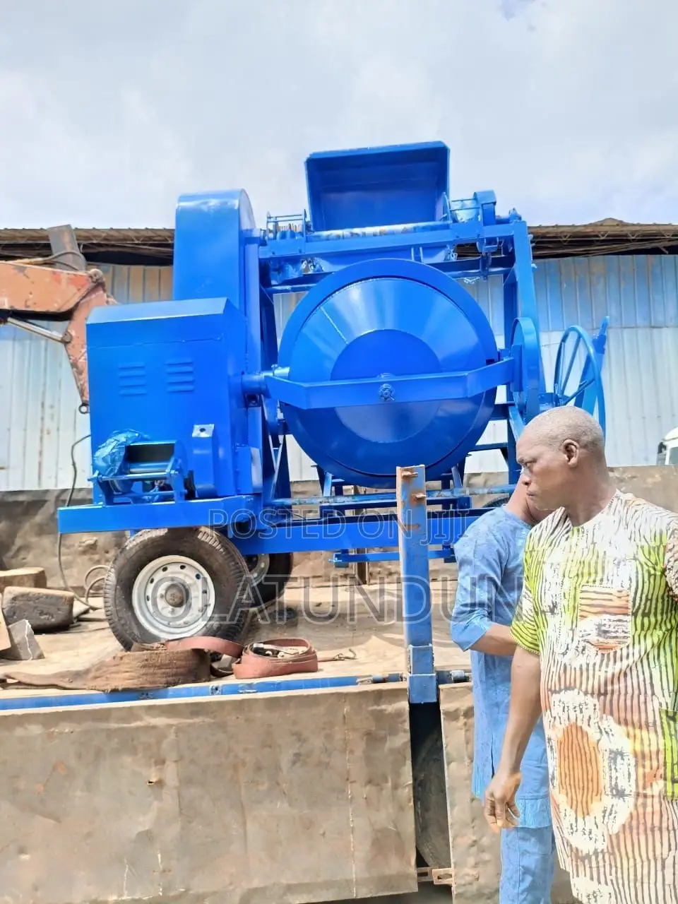 Crane Concrete Mixer