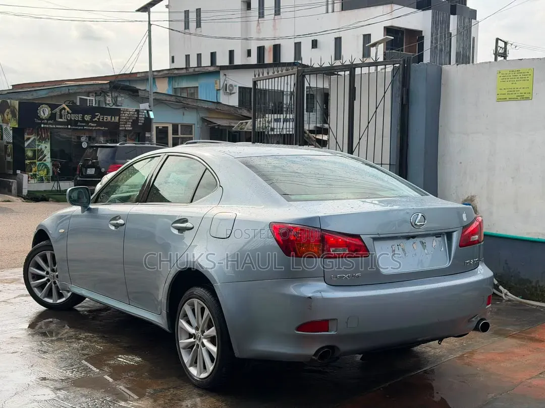 Lexus IS 2008 Blue