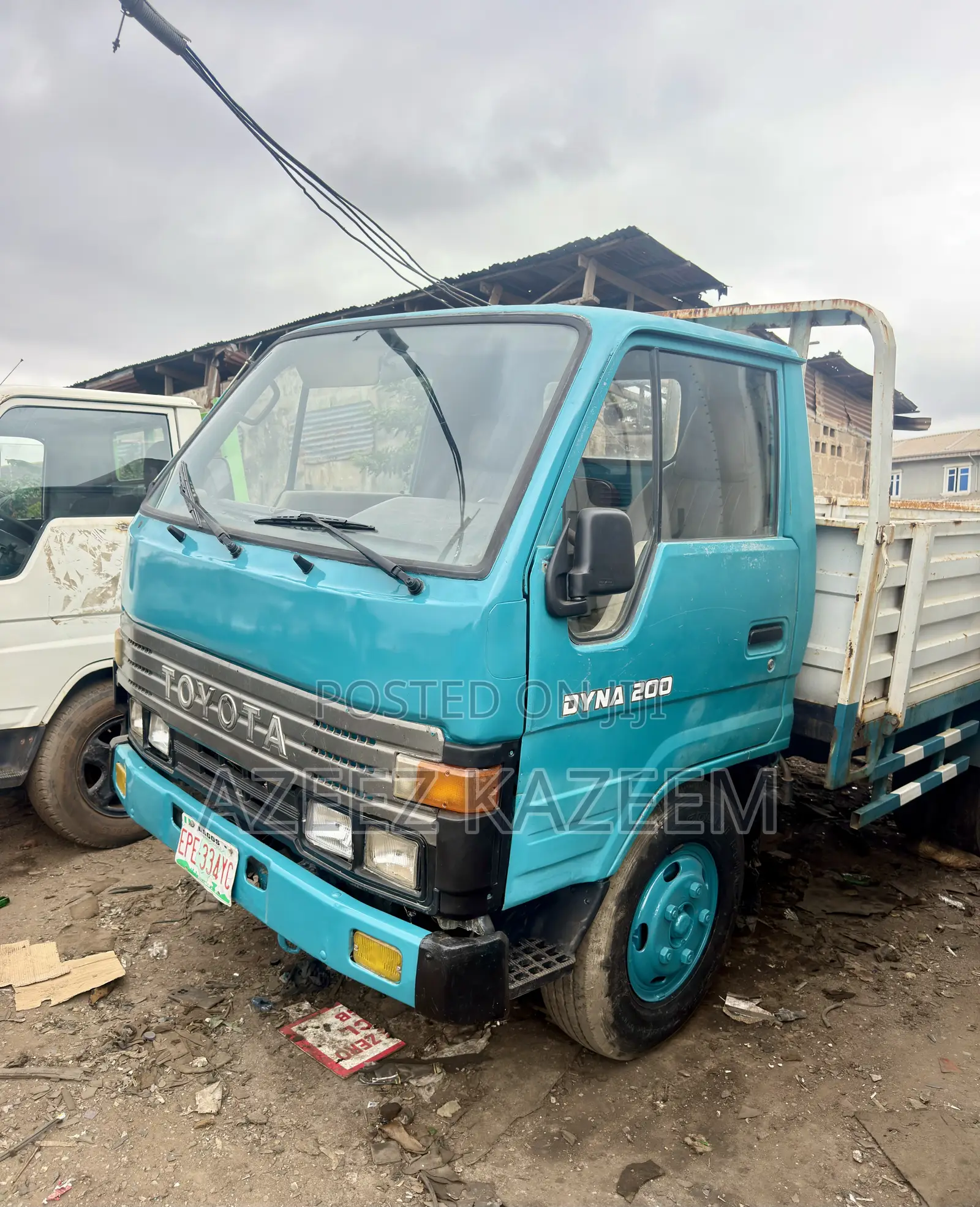 Toyota Dyna 200 Company Used 6 Tyres