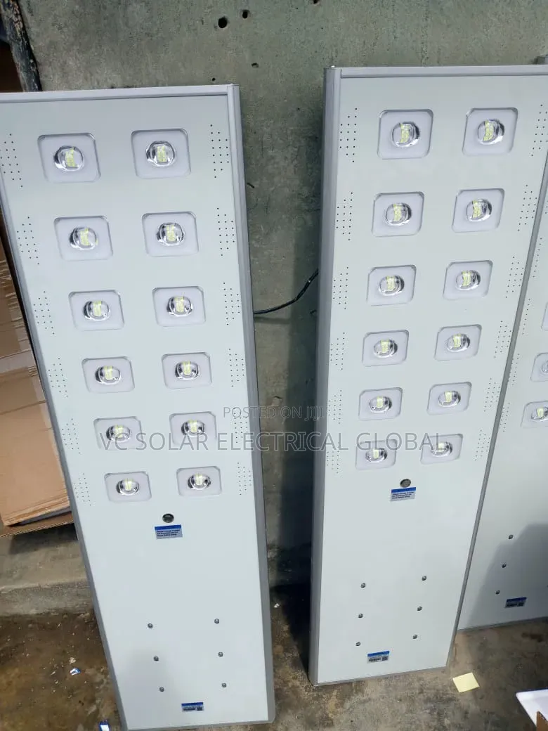 100w Wakatek Solar Streetlights