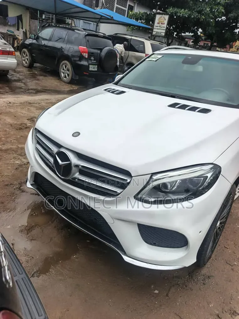 Mercedes-Benz GLE-Class GLE 350 2017 White