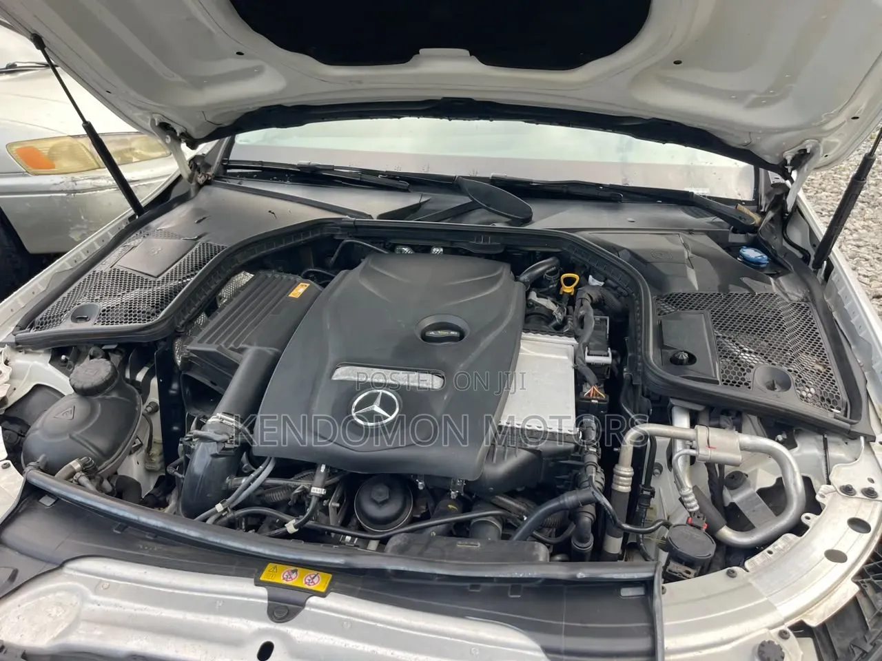 Mercedes-Benz C300 2017 White