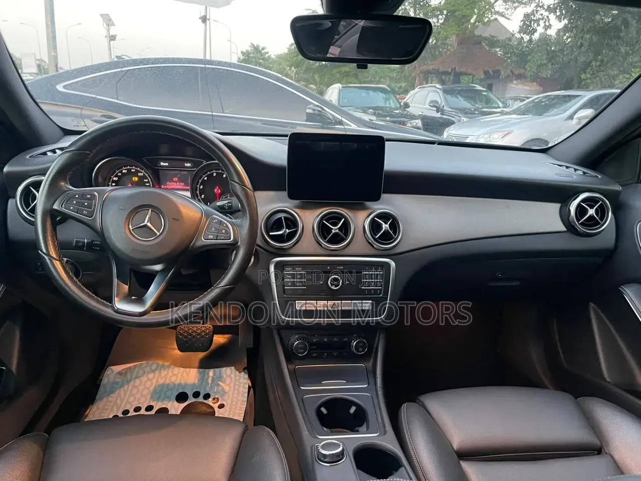 Mercedes-Benz GLA 250 2017 Black