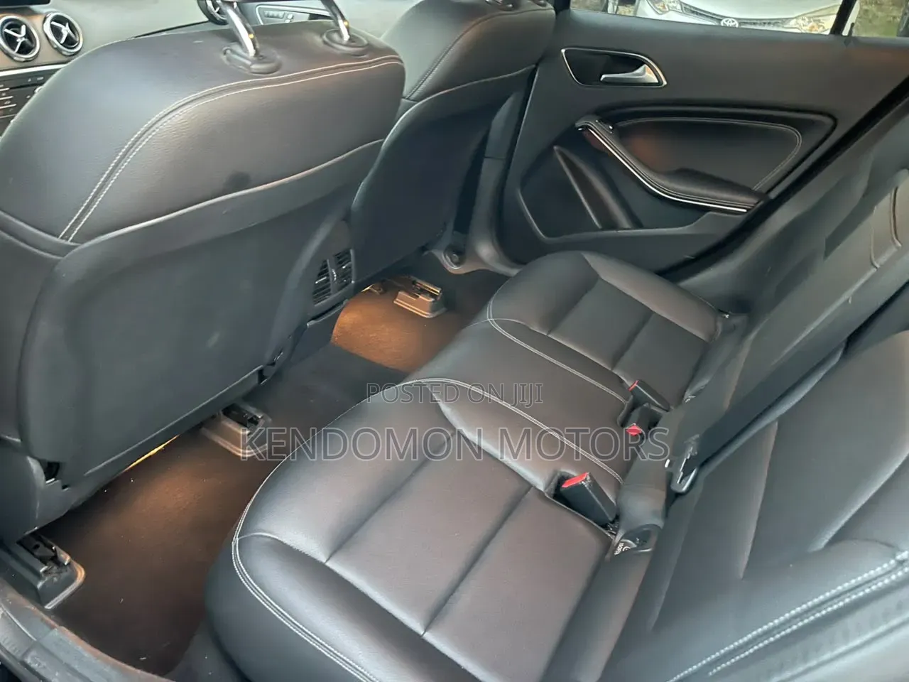 Mercedes-Benz GLA 250 2017 Black