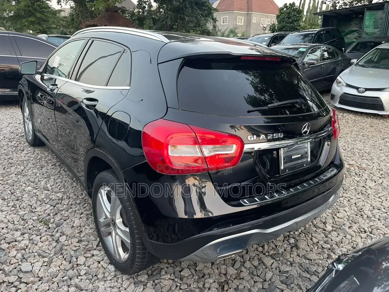 Mercedes-Benz GLA 250 2017 Black