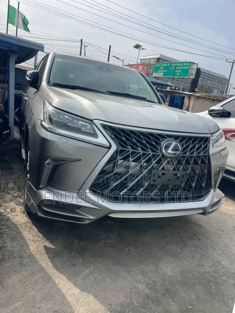 Lexus LX 2017 Gray