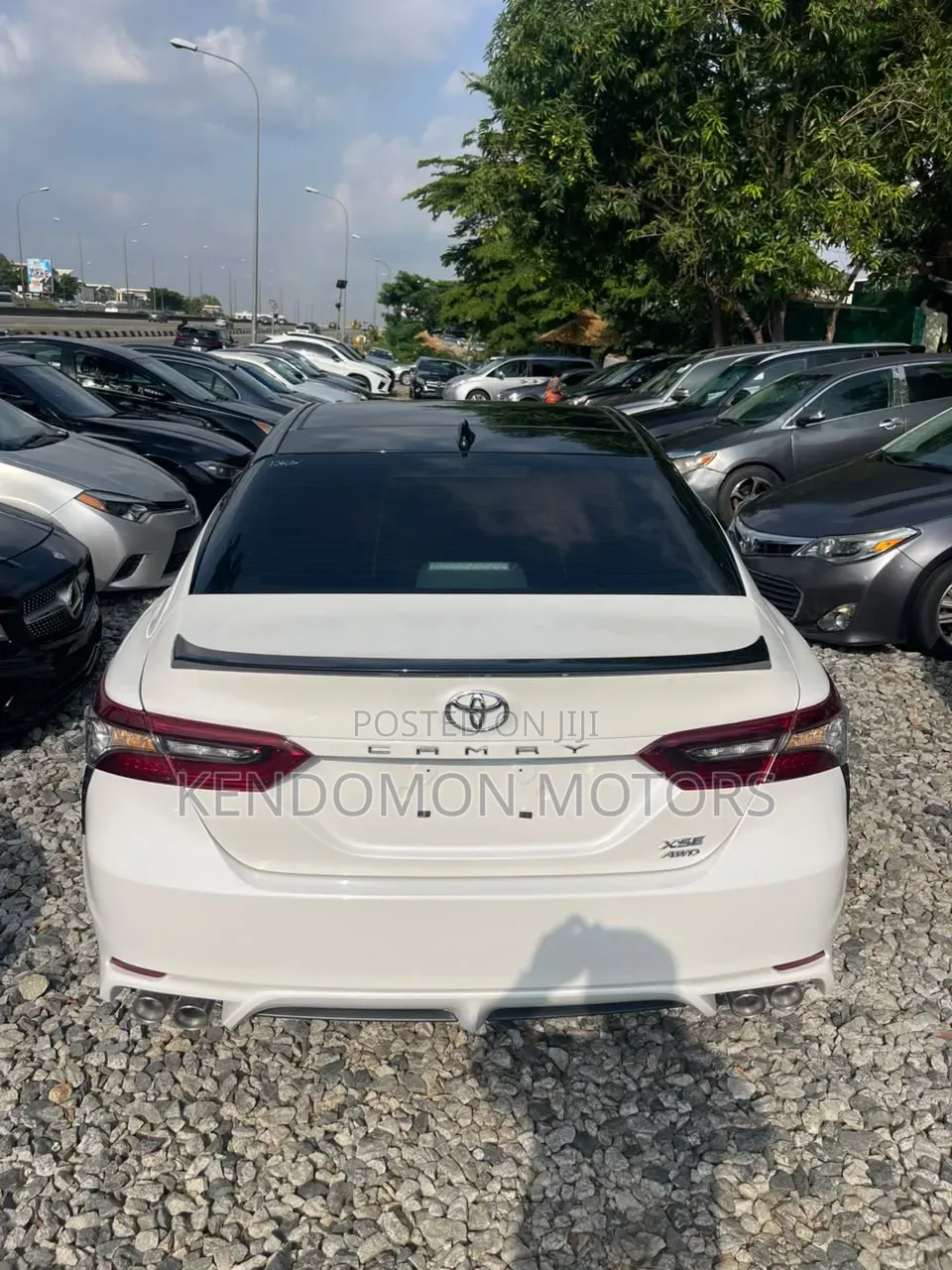 Toyota Camry 2023 White