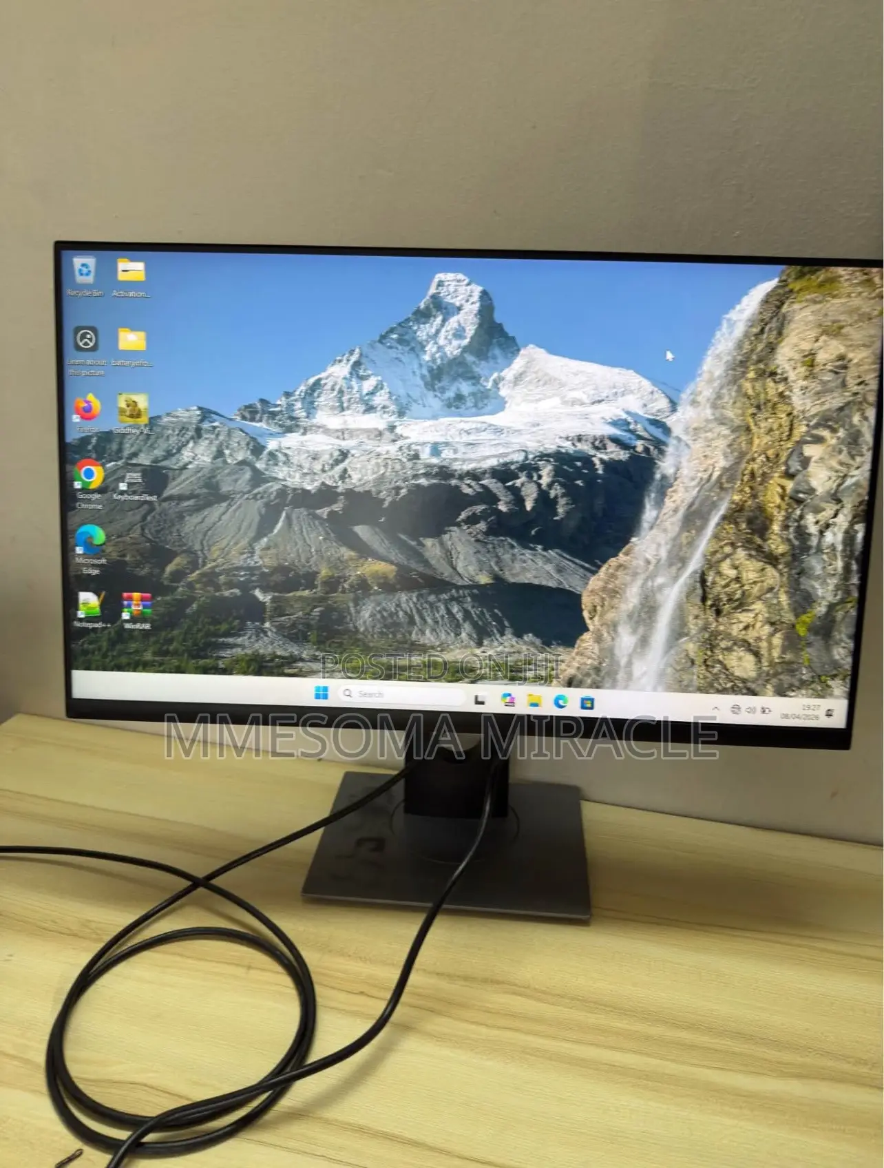 Dell P2722HE 27-Inch Full HD LED Monitor,