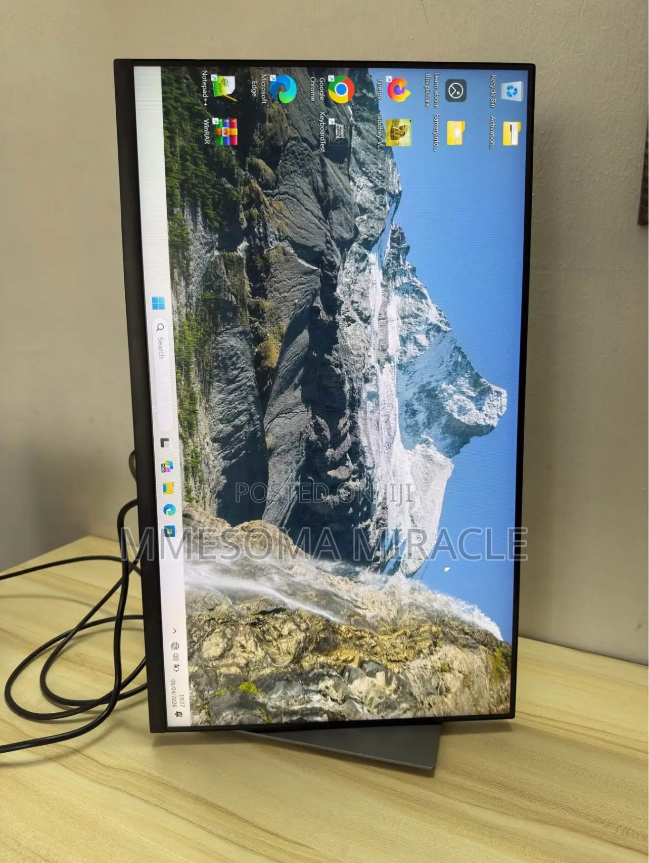 Dell P2722HE 27-Inch Full HD LED Monitor,