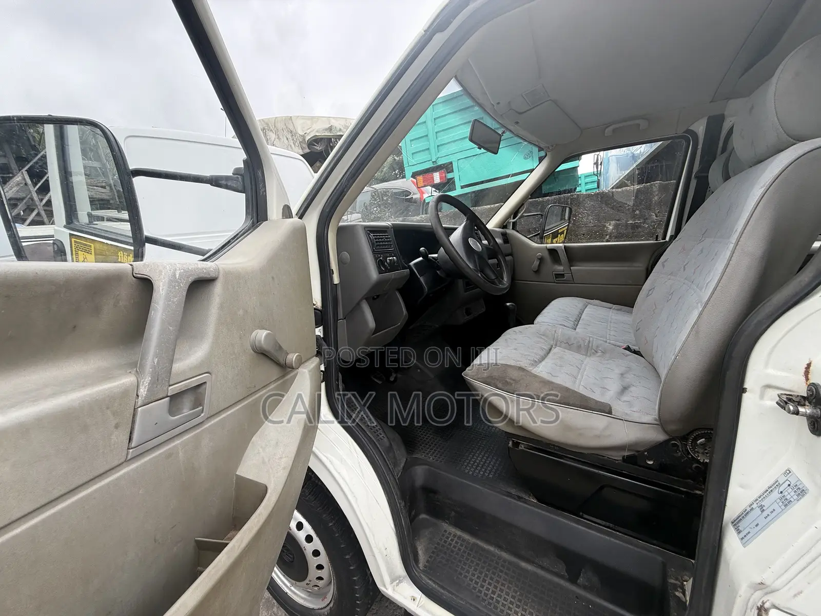 Foreign Used Volkswagen Double Cabin Pick Up Truck.