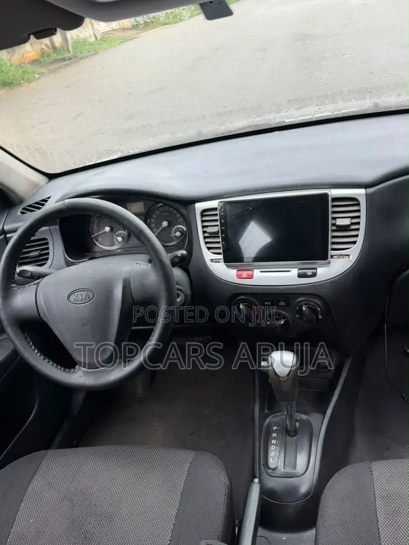 Kia Rio 2010 Silver