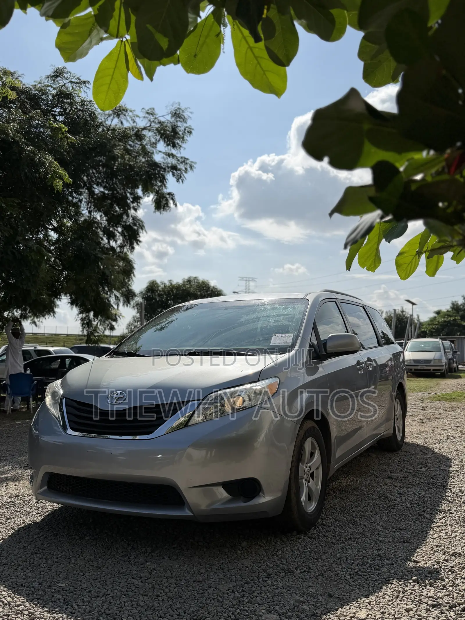 Toyota Sienna LE 8 Passenger 2012 Silver