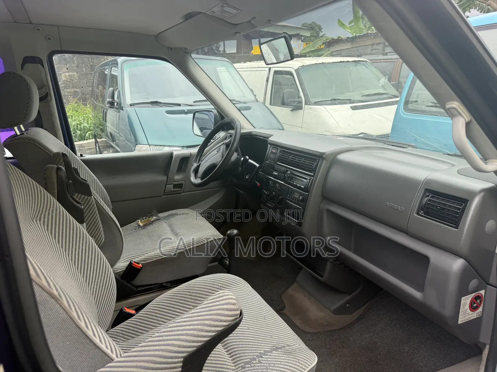 Volkswagen Transporter 2005 Blue