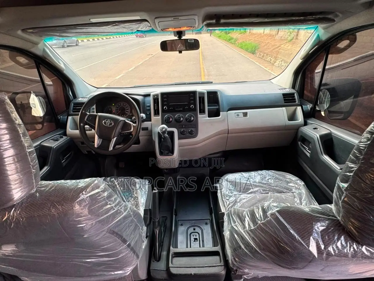 Toyota HiAce 2020 White