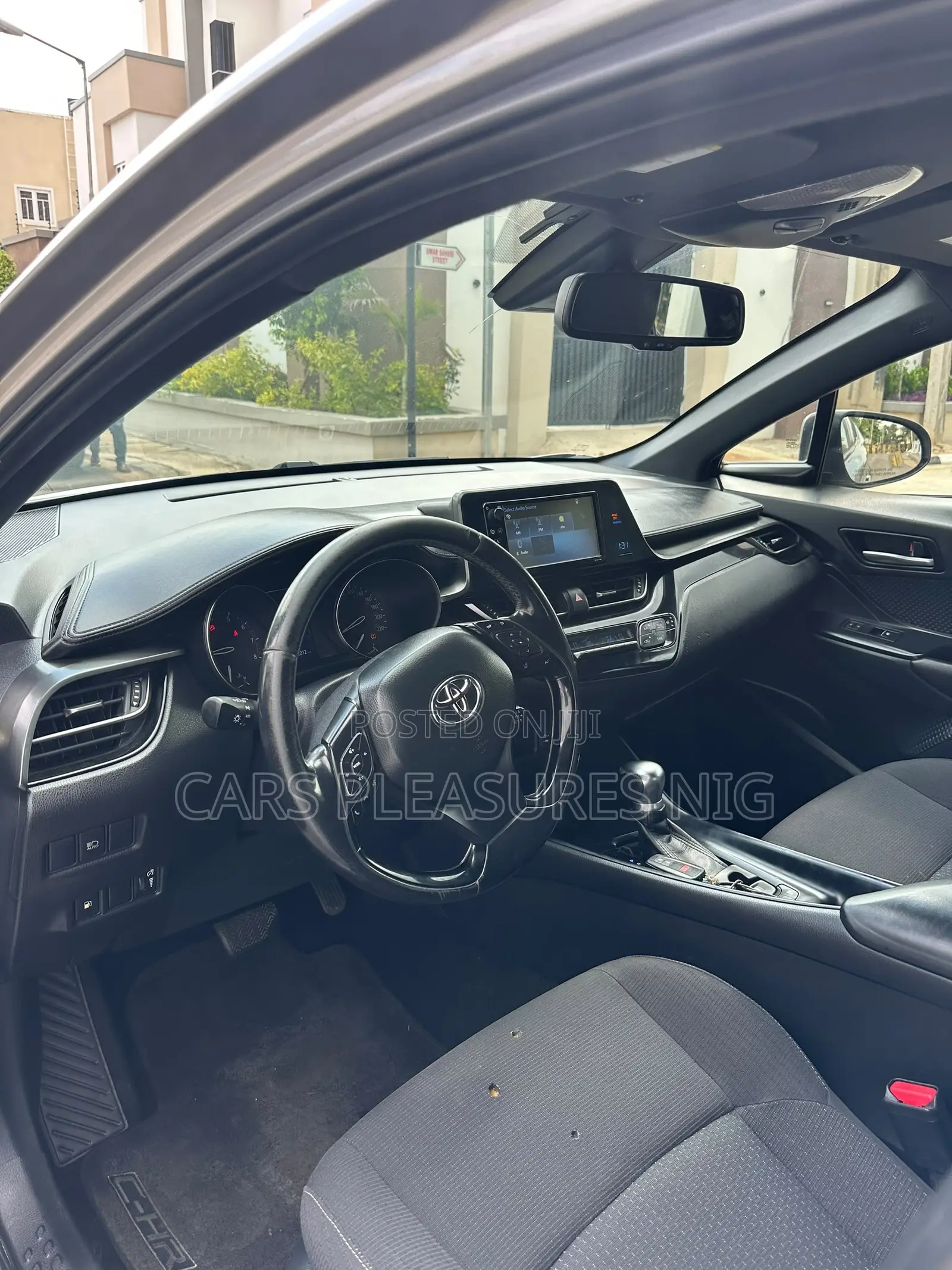 Toyota C-HR 2017 Gray