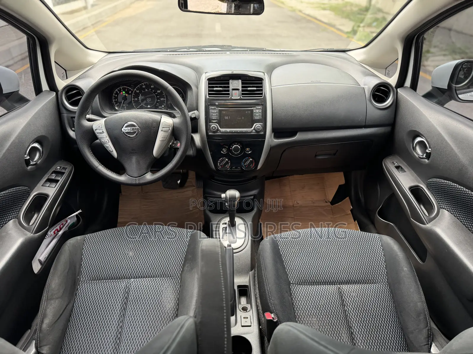 Nissan Versa 2016 White