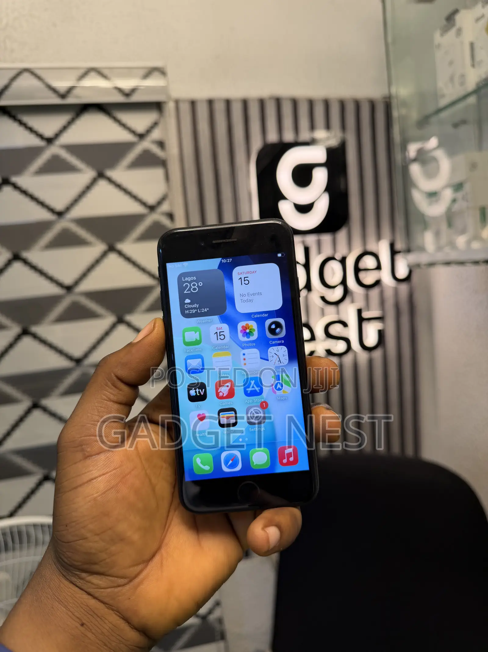 Apple iPhone SE (2020) 64 GB Black