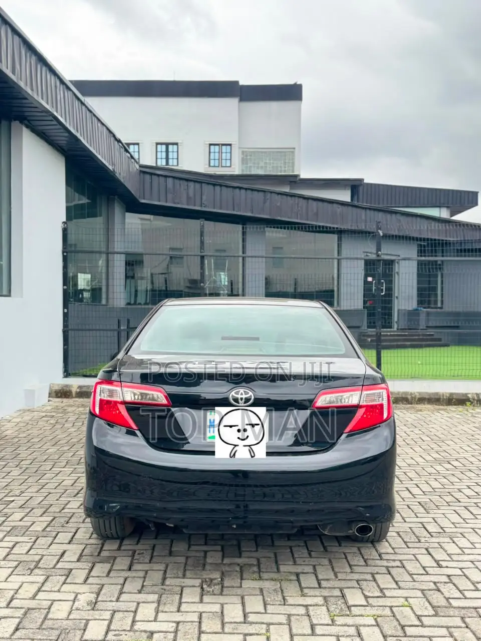Toyota Camry LE 4dr Sedan w/Prod. End 11/13 (2.5L 4cyl 6A) 2014 Black