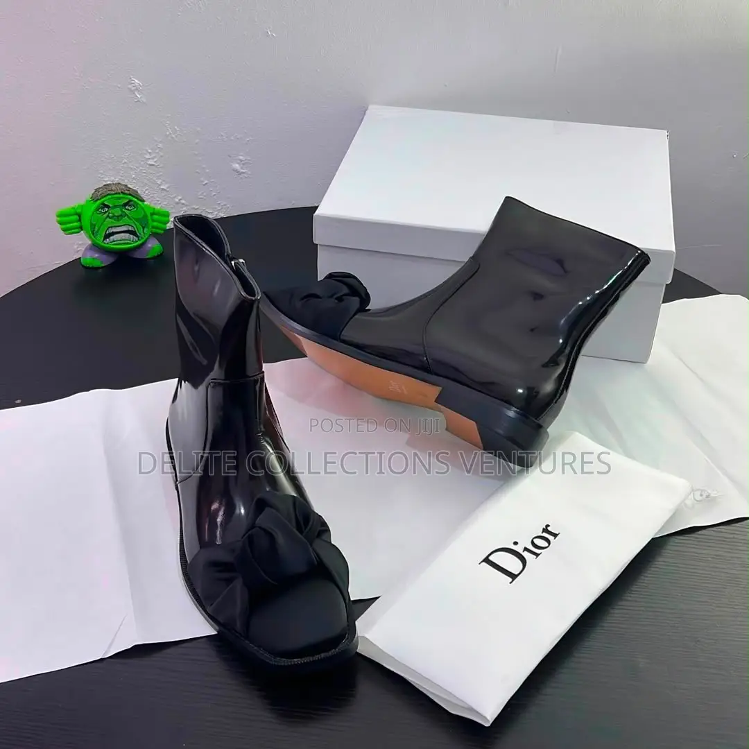 Boot Dior Luxury Men Corporate Boot; Now Available in 2 Colors*