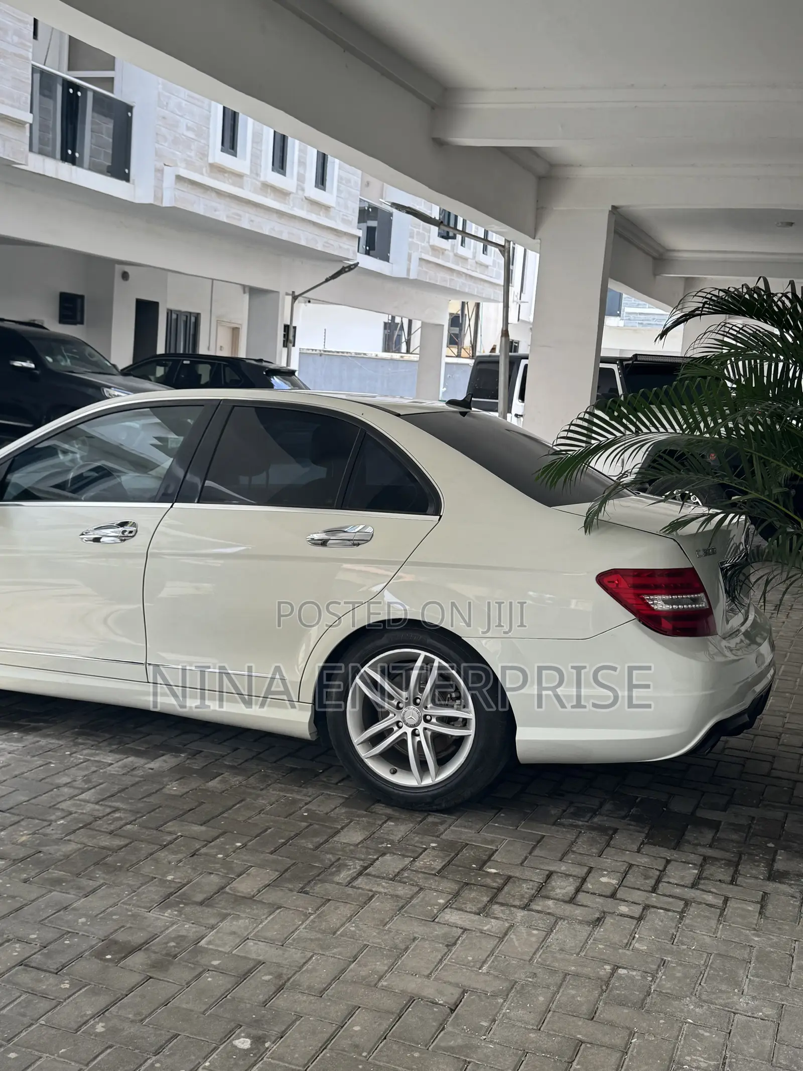 Mercedes-Benz C300 2012 White
