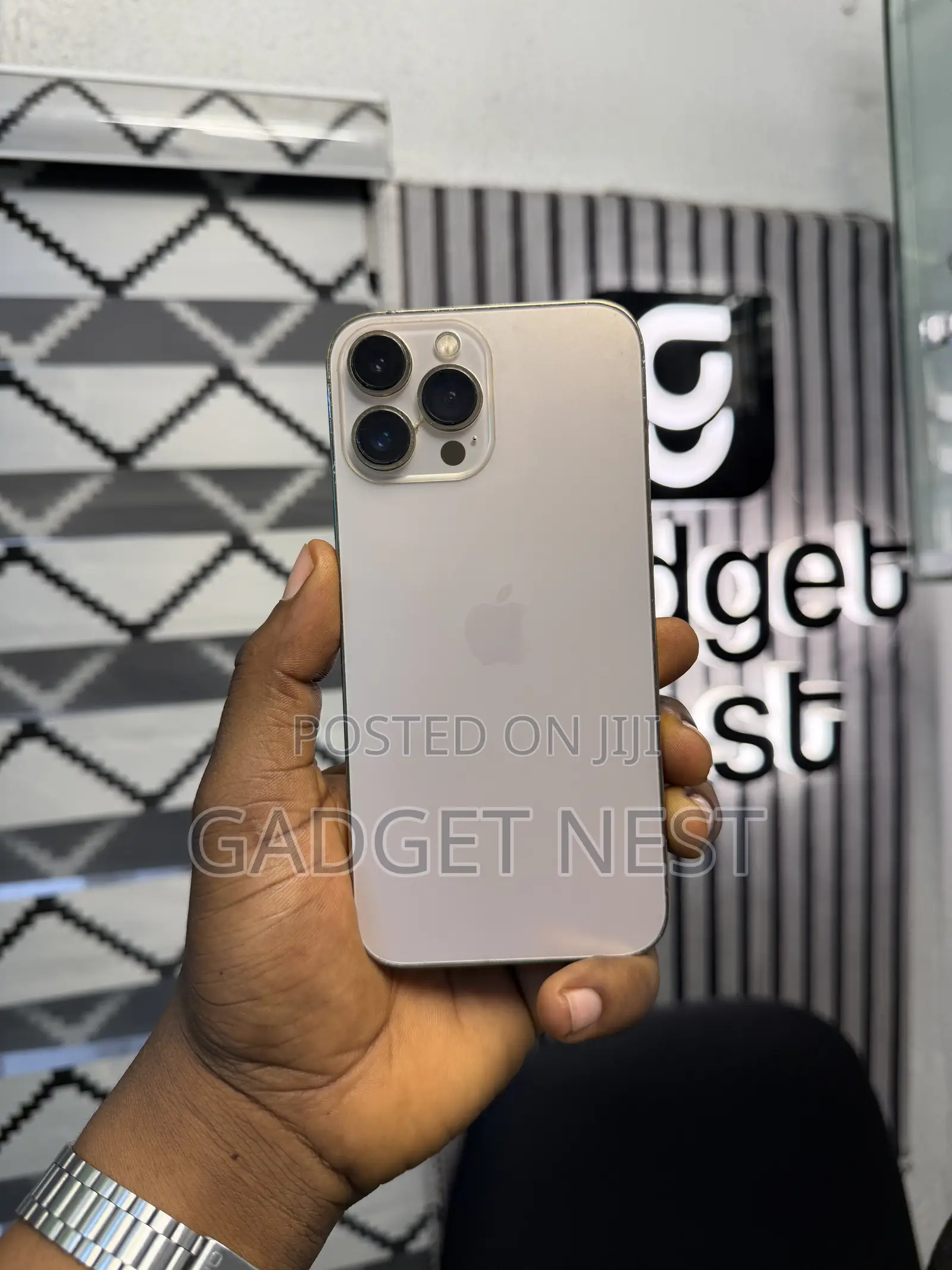 Apple iPhone 13 Pro Max 1 TB Gold