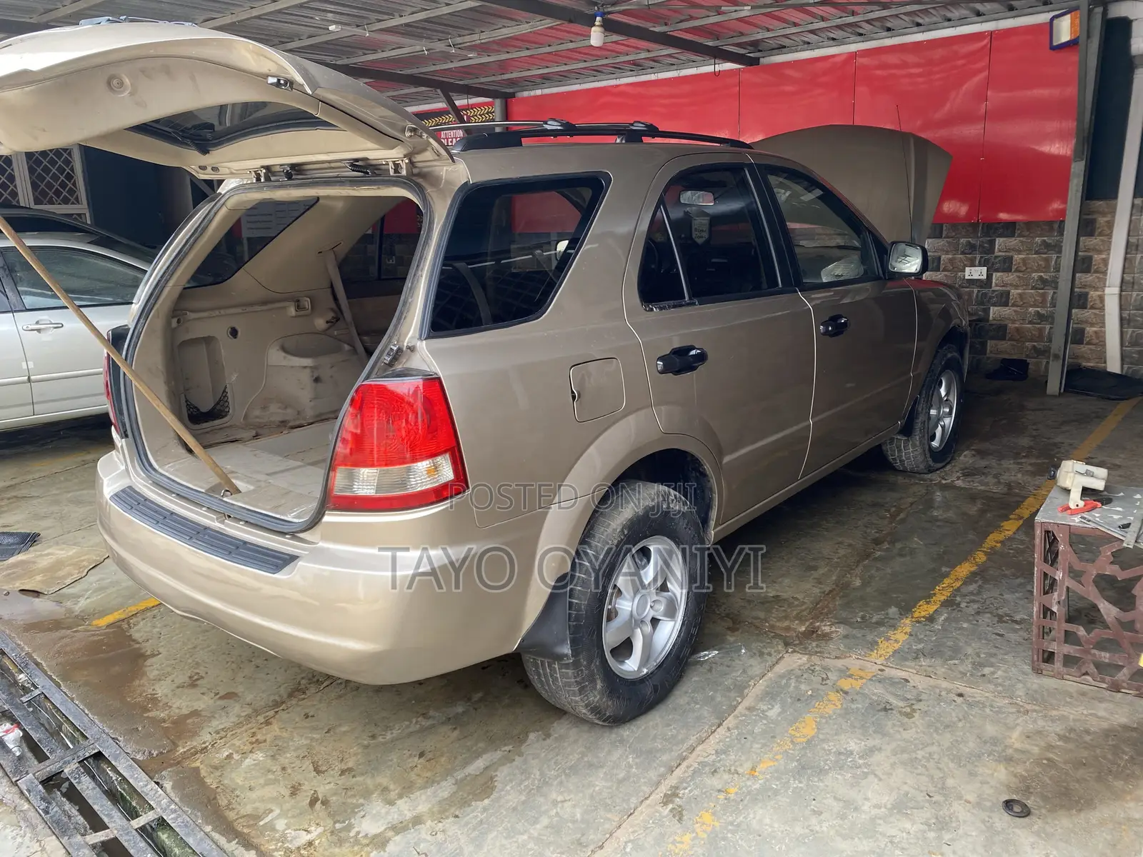 Kia Sorento 3.5 LX 2006 Gold