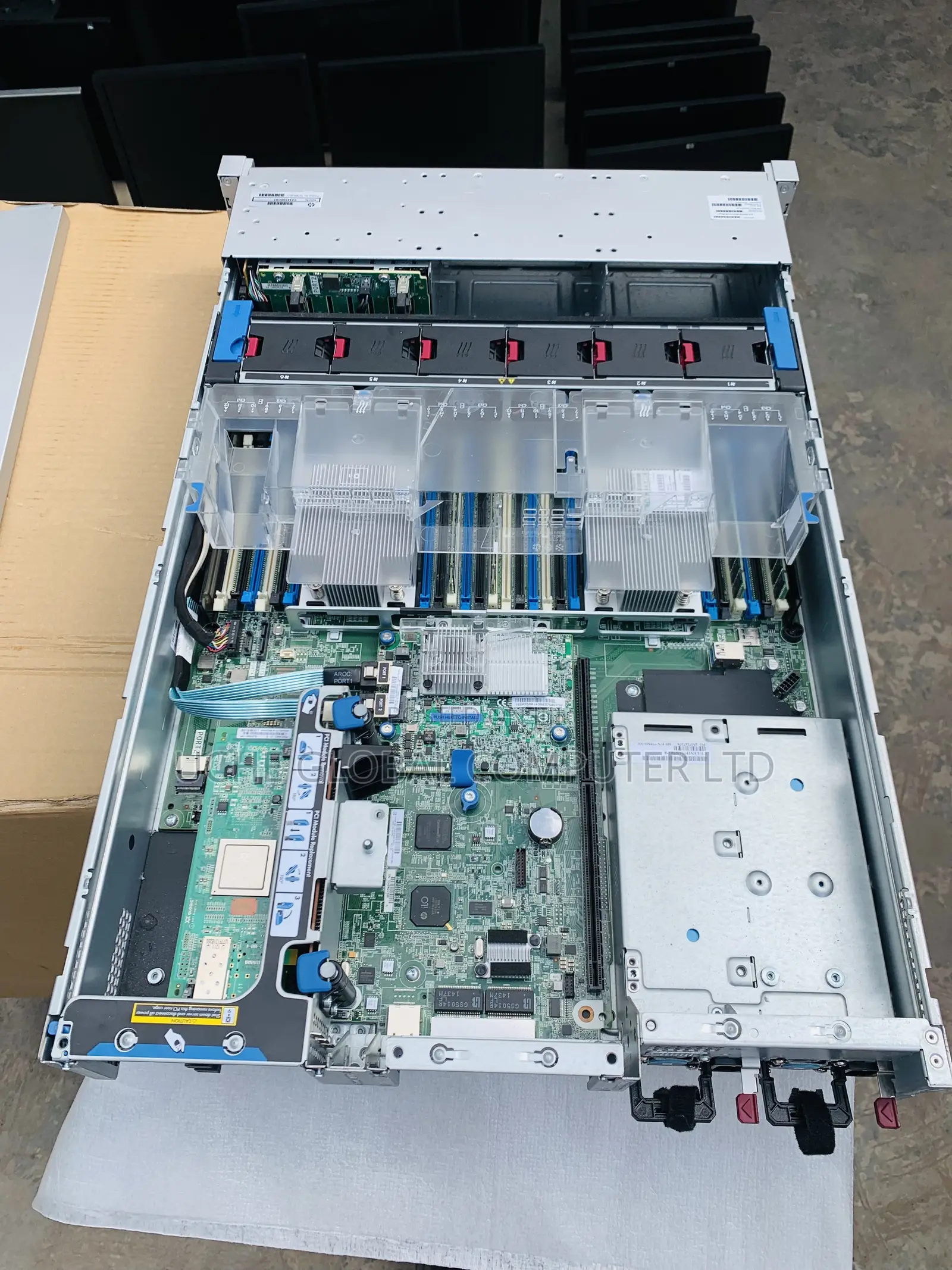 Server HP ProLiant DL380 Gen9 64GB Intel Xeon HDD 2T