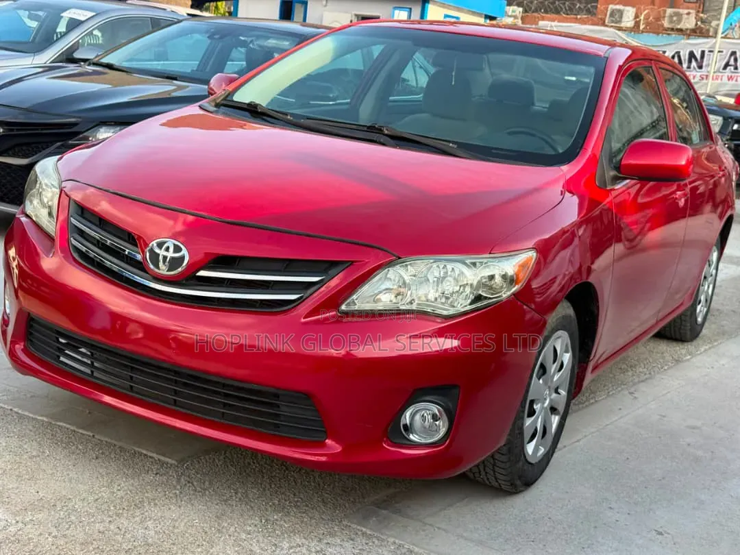 Toyota Corolla 2013 Red