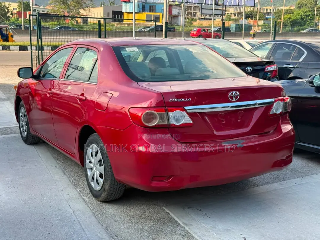 Toyota Corolla 2013 Red