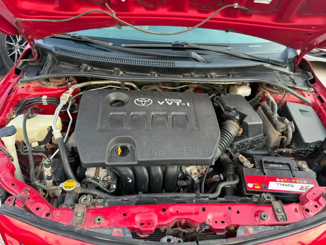 Toyota Corolla 2013 Red