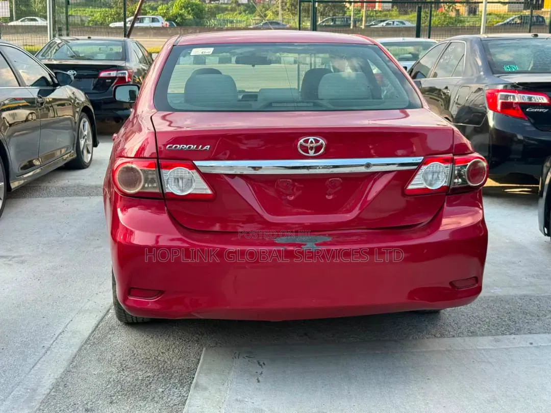 Toyota Corolla 2013 Red