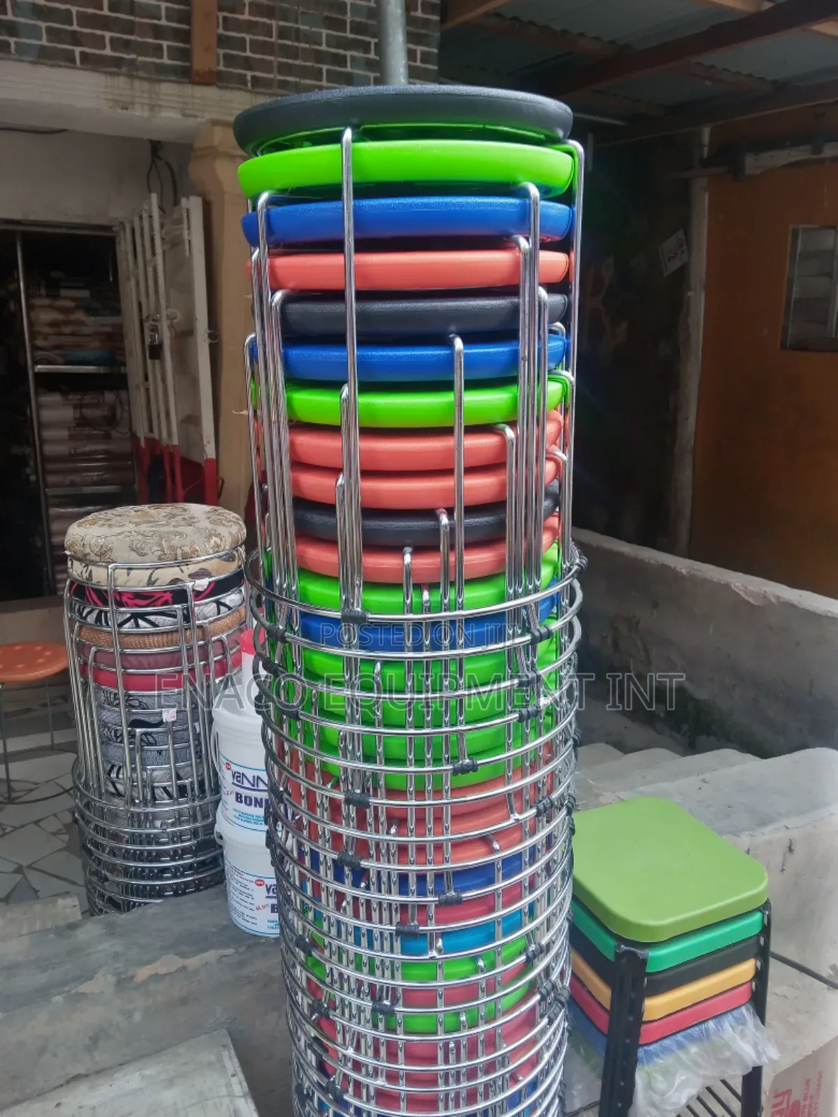 Side Stool Softener With Plastic Top