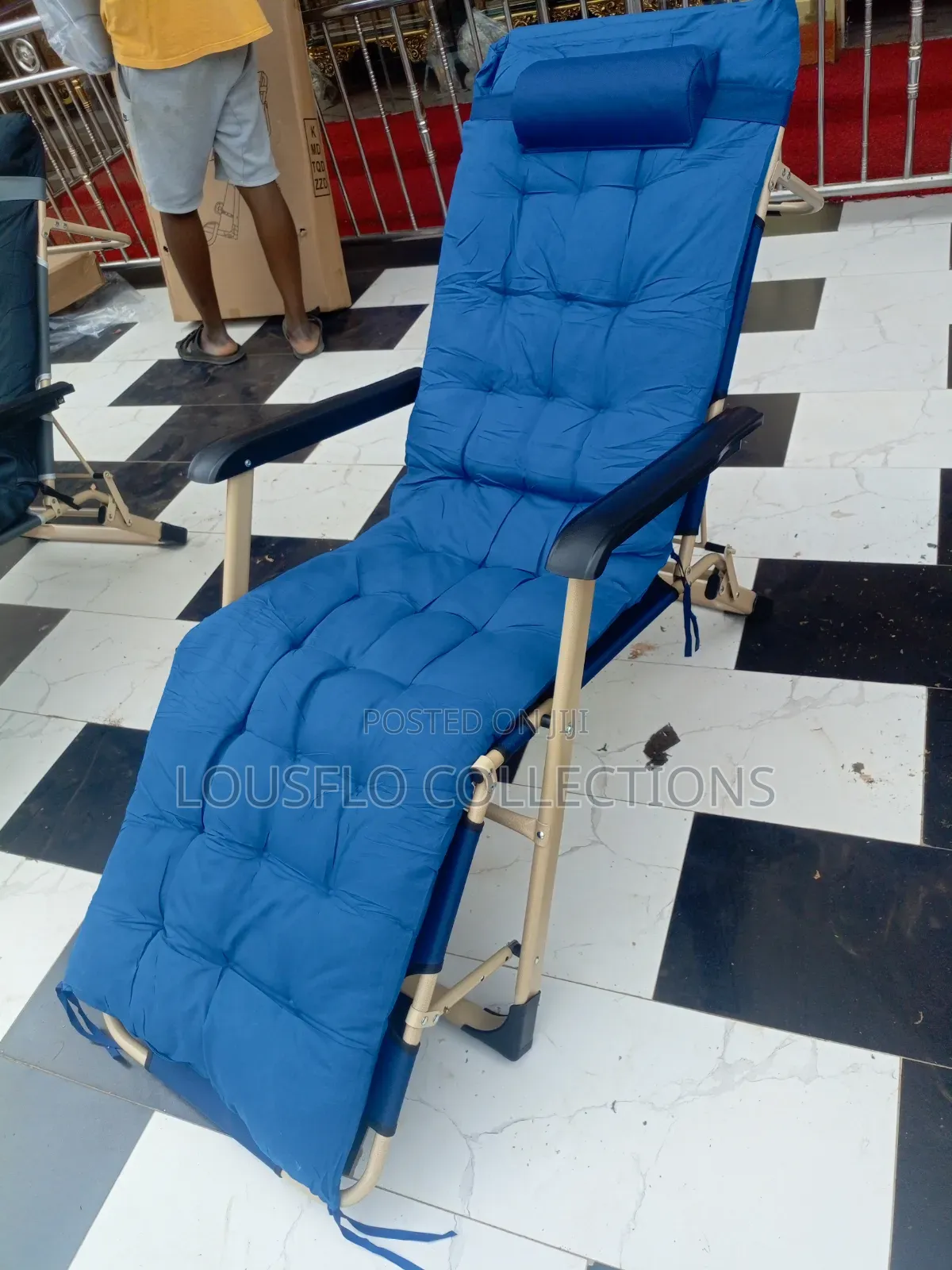 Your High Quality Reclining Relaxing Foldable Chair/Bed