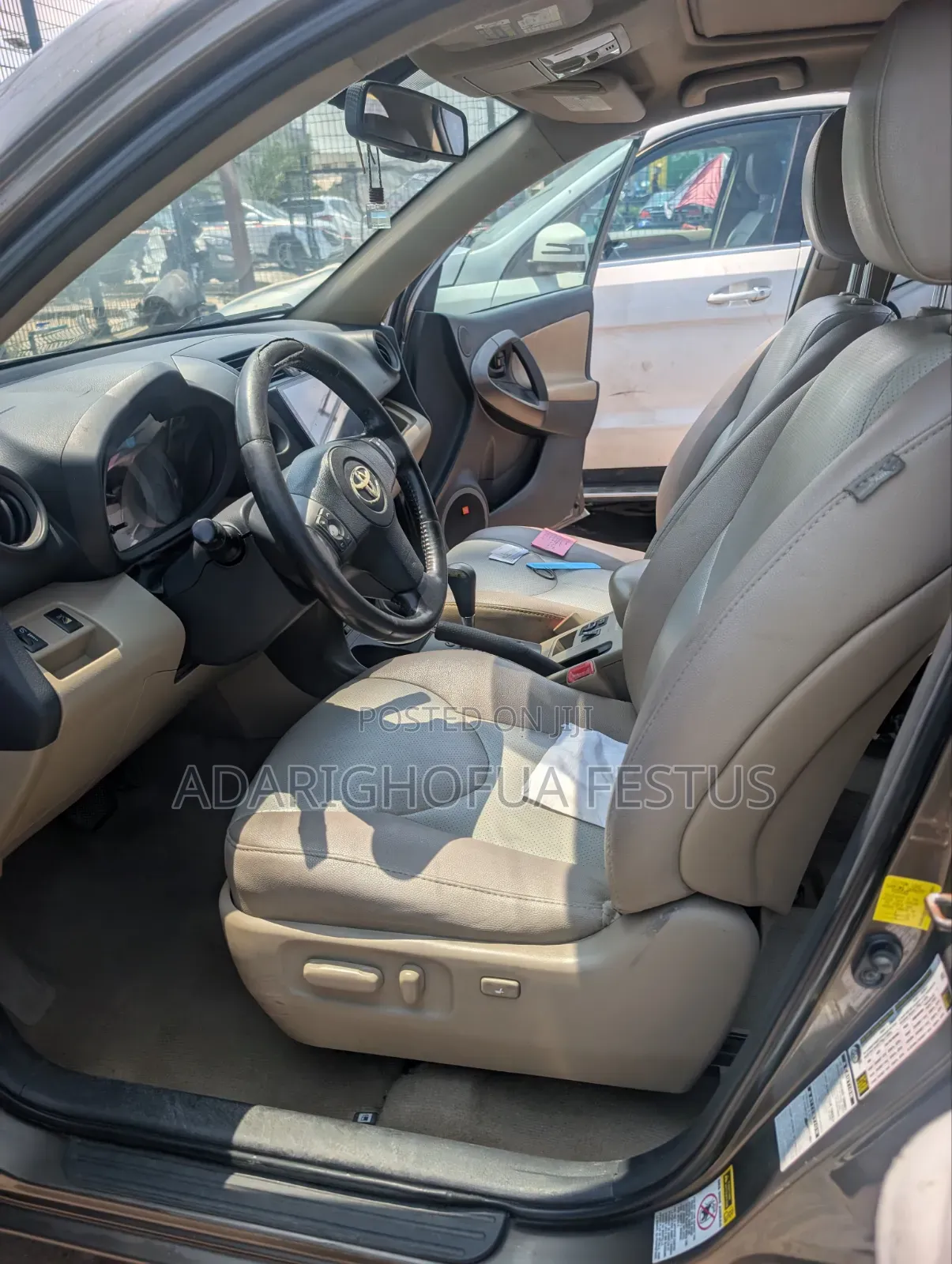 Toyota RAV4 2012 Brown