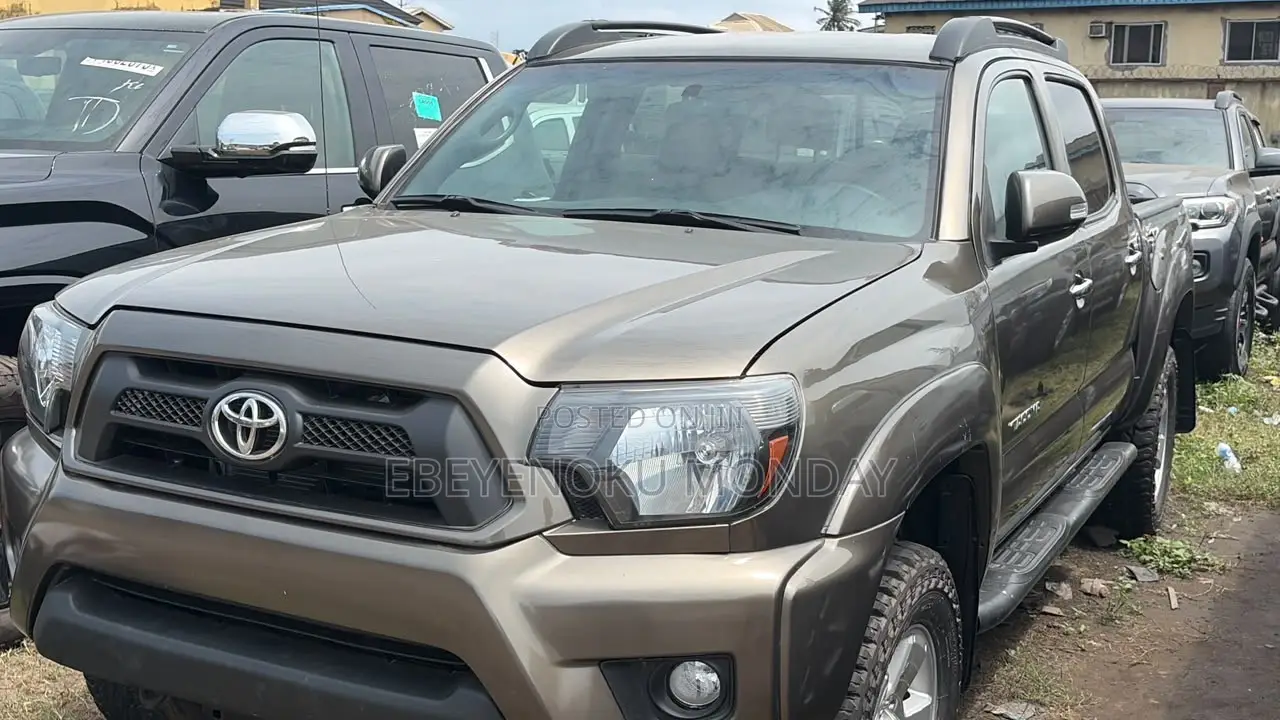 Toyota Tacoma TRD PRO V6 4dr Double Cab 4WD 5.0 ft. SB (4.0L 6cyl 5A)