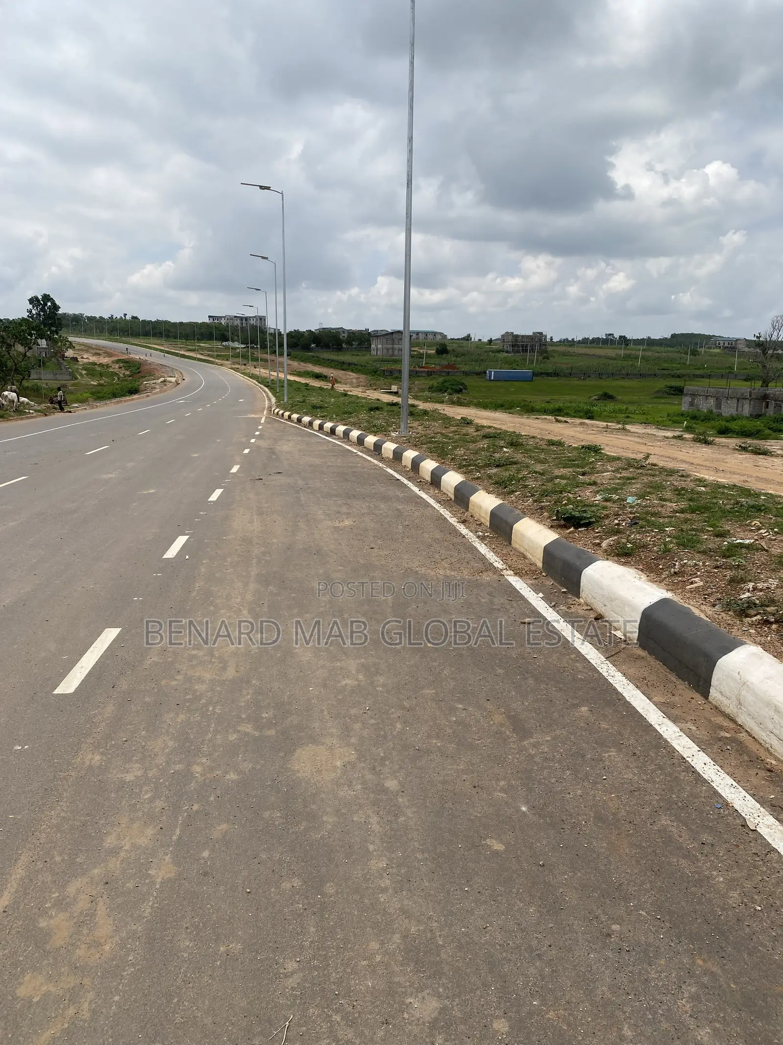 500sqm Duplex Plot for Sale at Karsana by Renew Hope