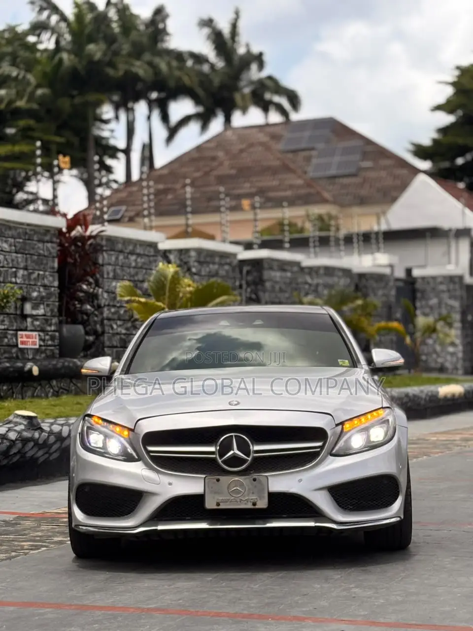 Mercedes-Benz C400 2018 Silver