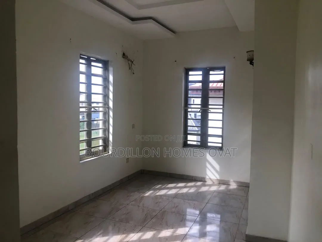 4bdrm Duplex in Lekki County Lagos for rent