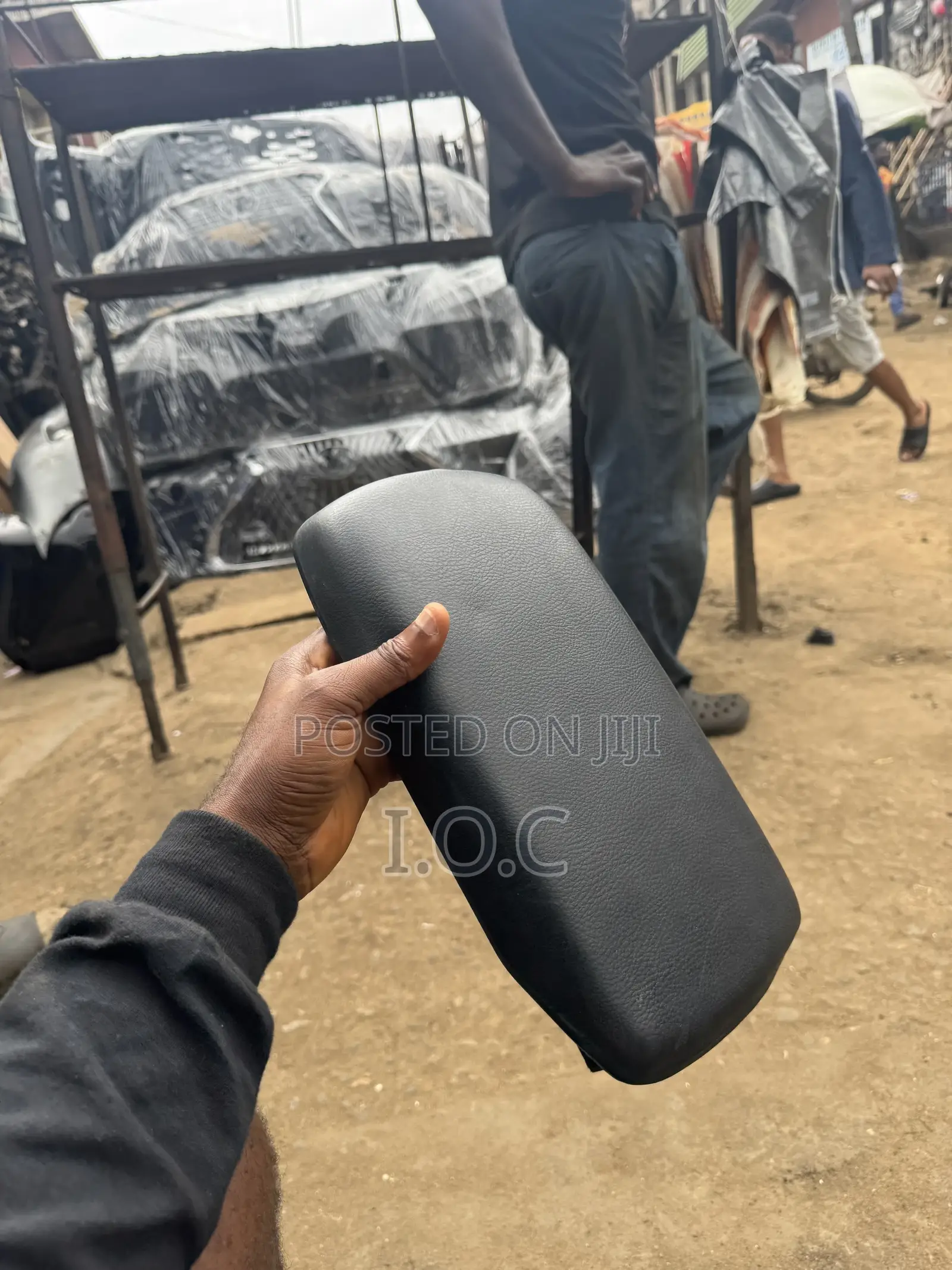 Arm Rest /Hand Rest for Toyota Rav4 2016,2017,2018