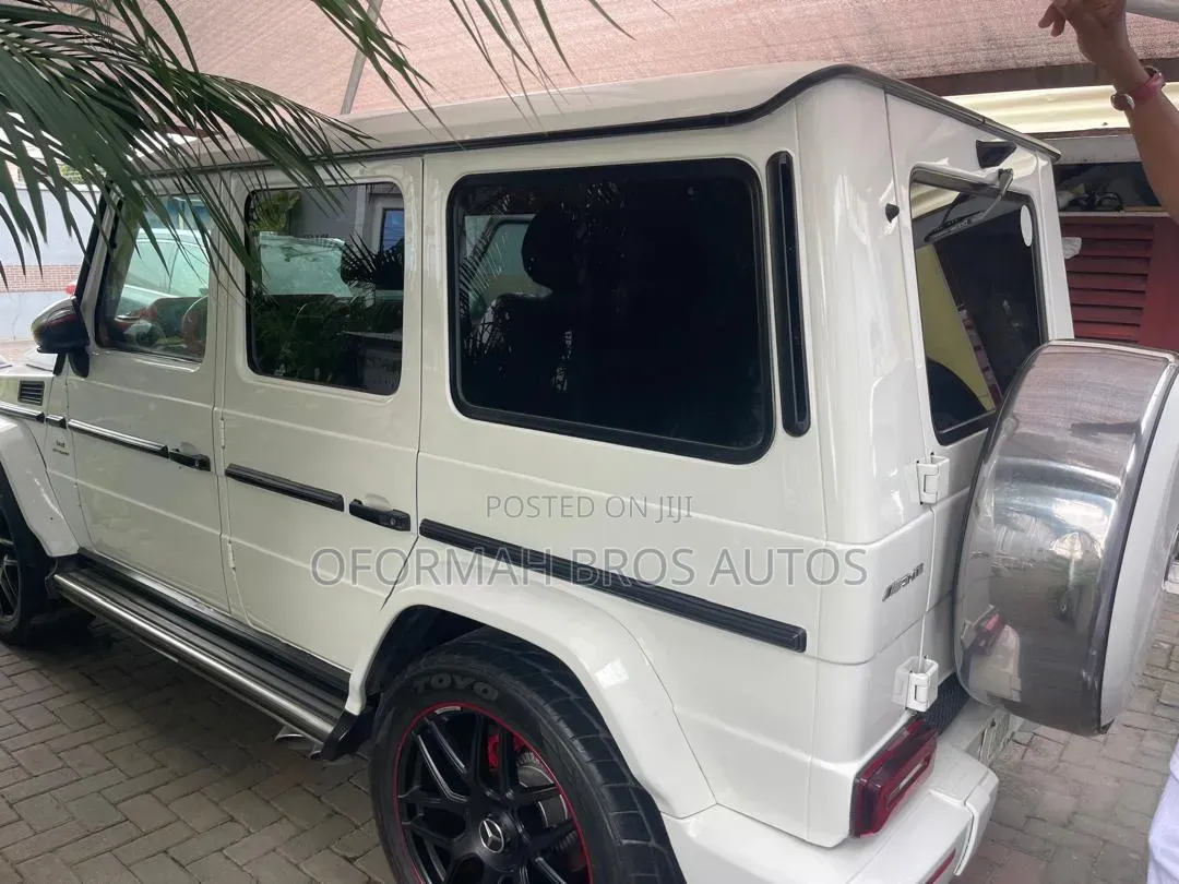 Mercedes-Benz G-Class 2014 Off white