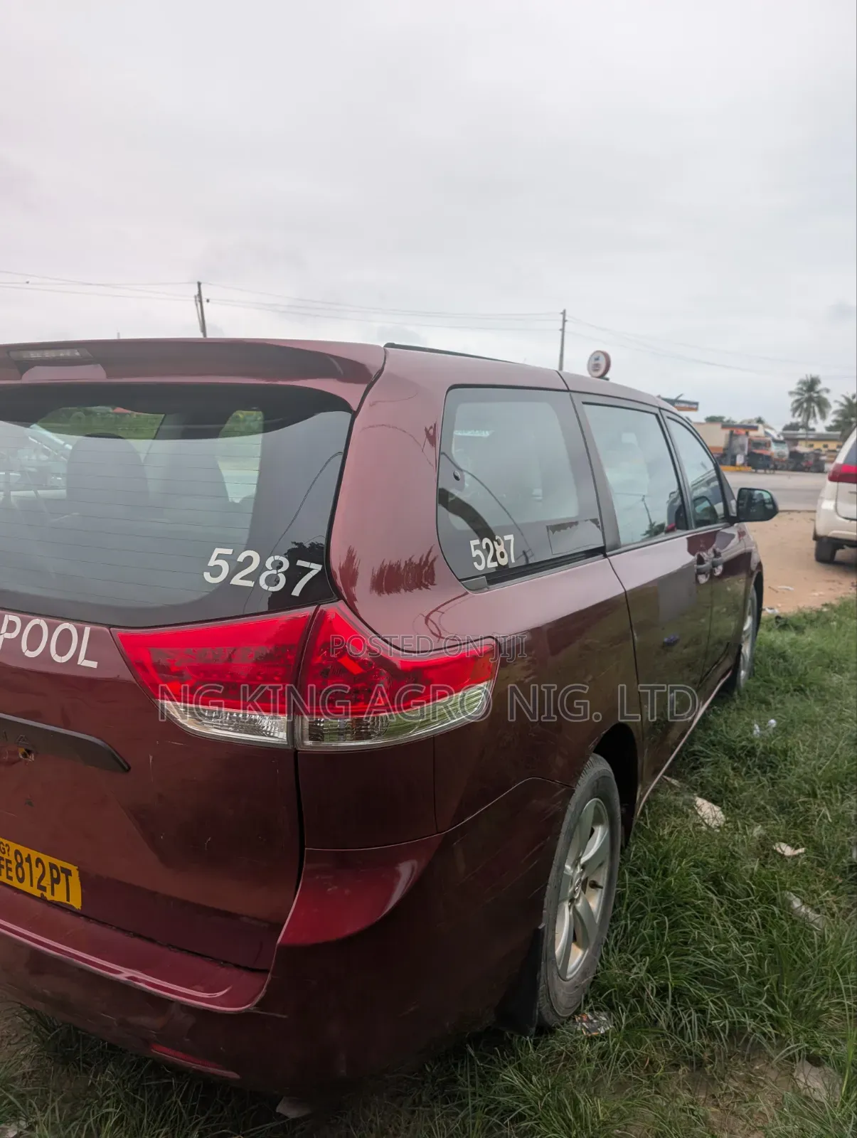 Toyota Sienna Limited 7-Passenger 4dr Minivan (3.5L 6cyl 6A) 2014 Red