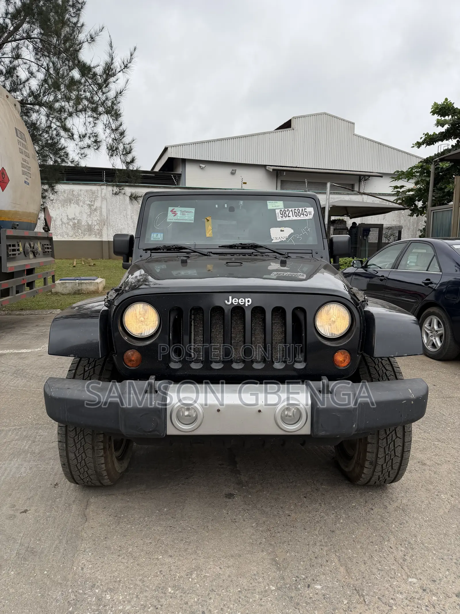 Jeep Wrangler Sahara 2012 Black