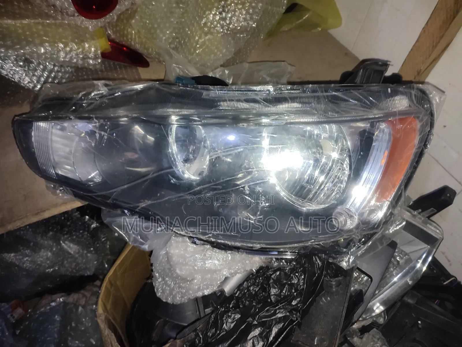 Set Head Lamp Mitsubishi Outlander 2010/12